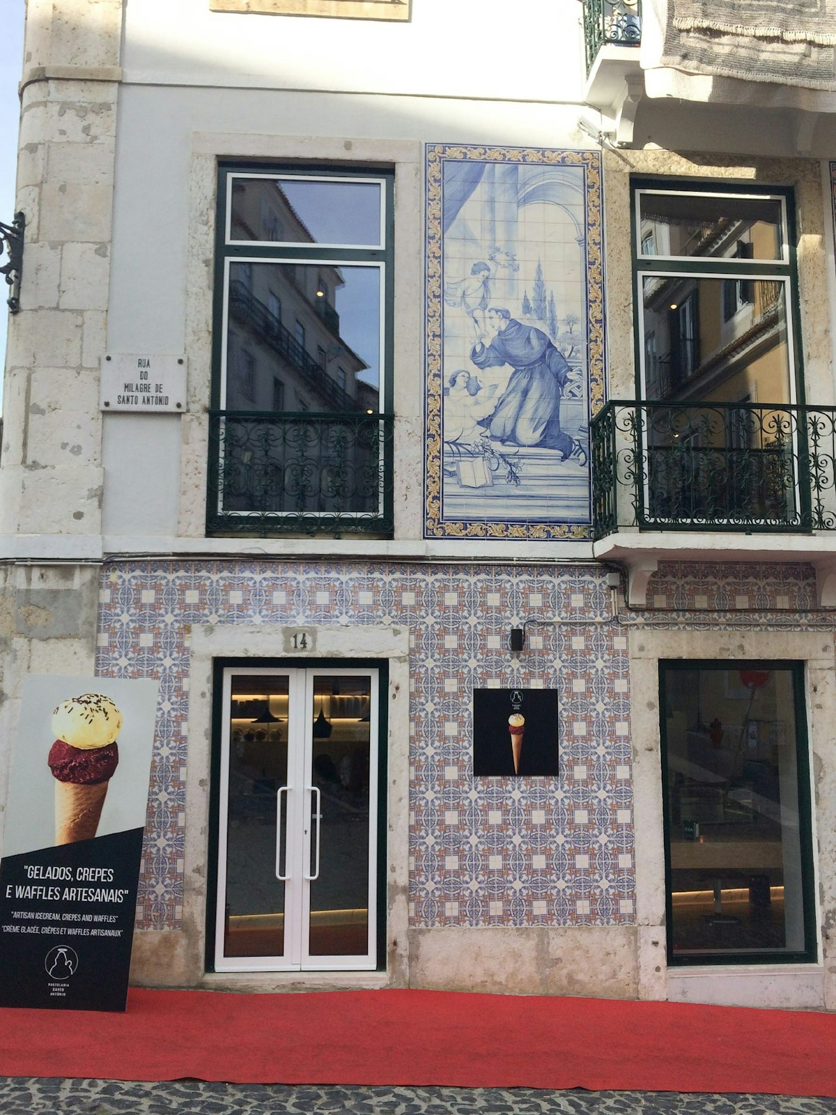 Power your climb uphill to Castelo de São Jorge with a coffee and pastel de nata at this new cafe in Lisbon