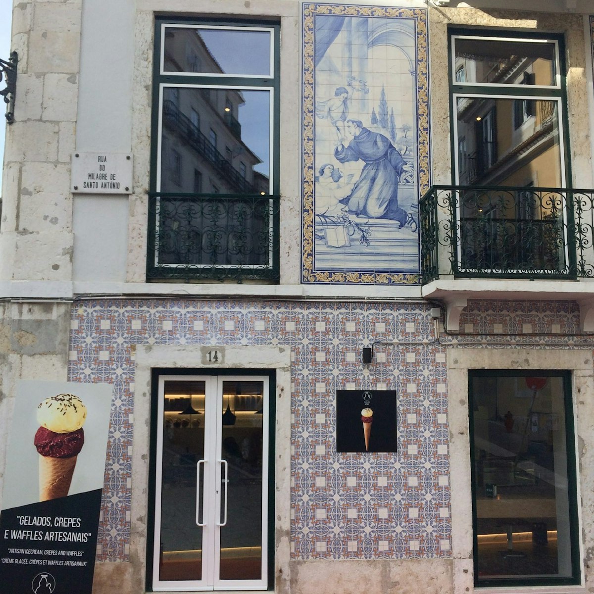 Power your climb uphill to Castelo de São Jorge with a coffee and pastel de nata at this new cafe in Lisbon
