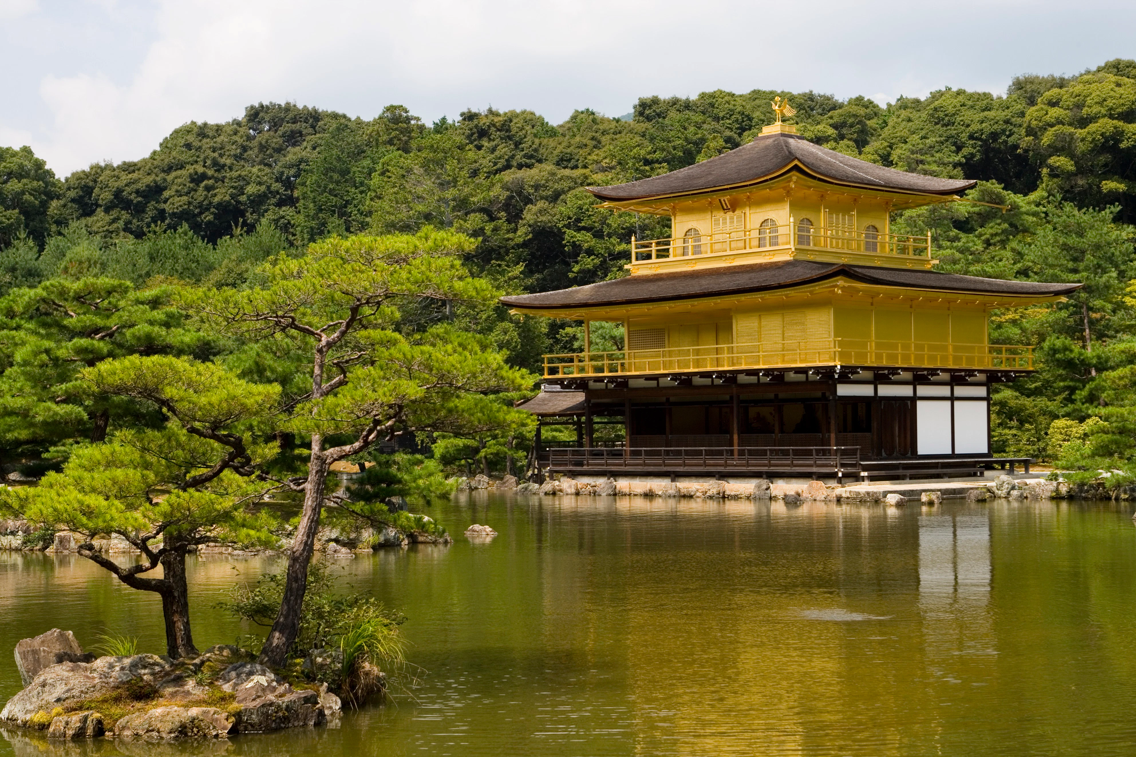 Kinka-kuji (Golden Pavillion).