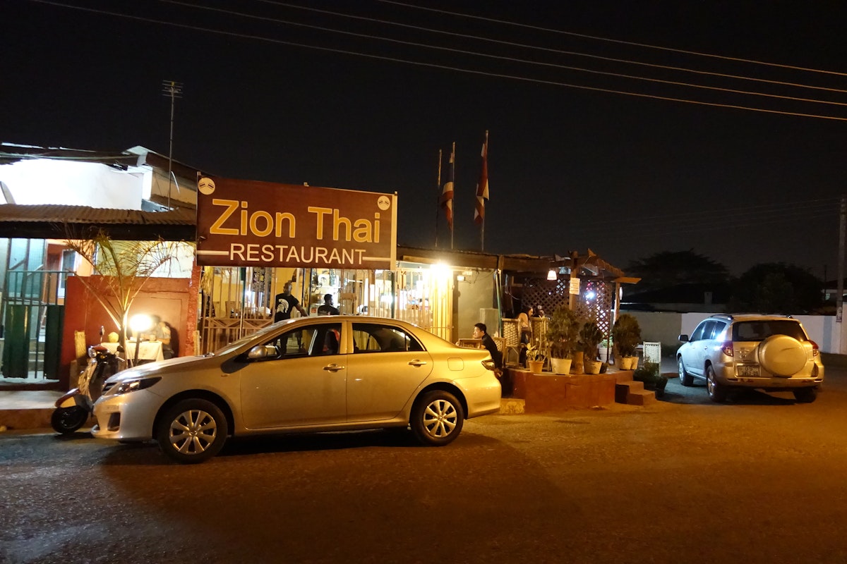 Oustide view, Zion Thai