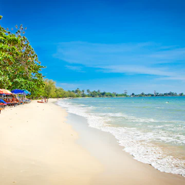 Beautiful tropical Independence beach in Sihanoukville, Cambodia .; Shutterstock ID 174307274; Your name (First / Last): Josh Vogel; GL account no.: 56530; Netsuite department name: Online Design; Full Product or Project name including edition: Digital Content/Sights