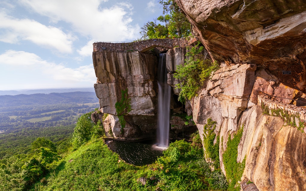 Lover's Leap Waterfall, Lookout Mountain, Georgia, America