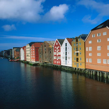 Nidelva River and warehouses.