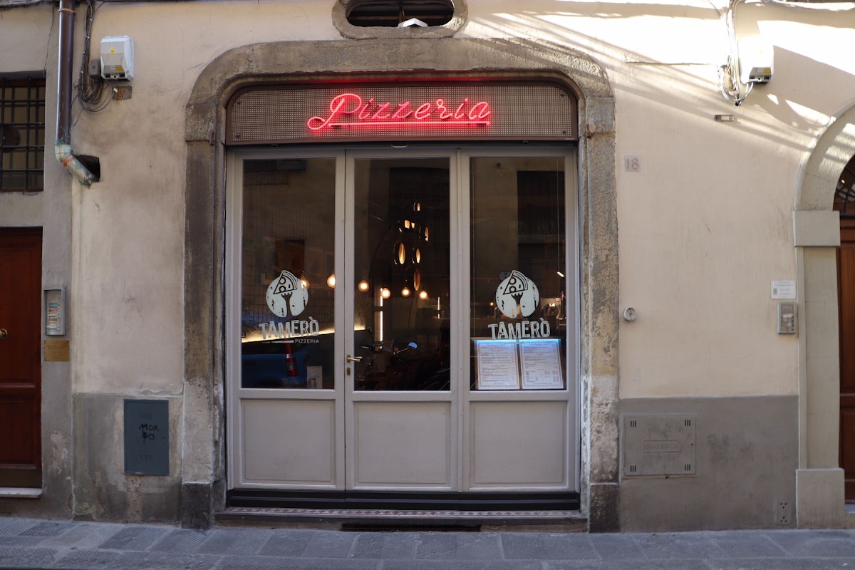 Shop front , Tamero Pizza