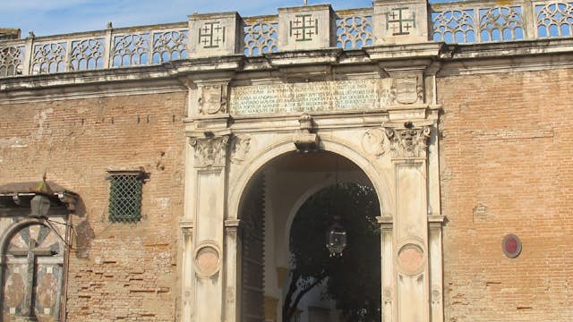 Casa de Pilatos exterior - entrance gate