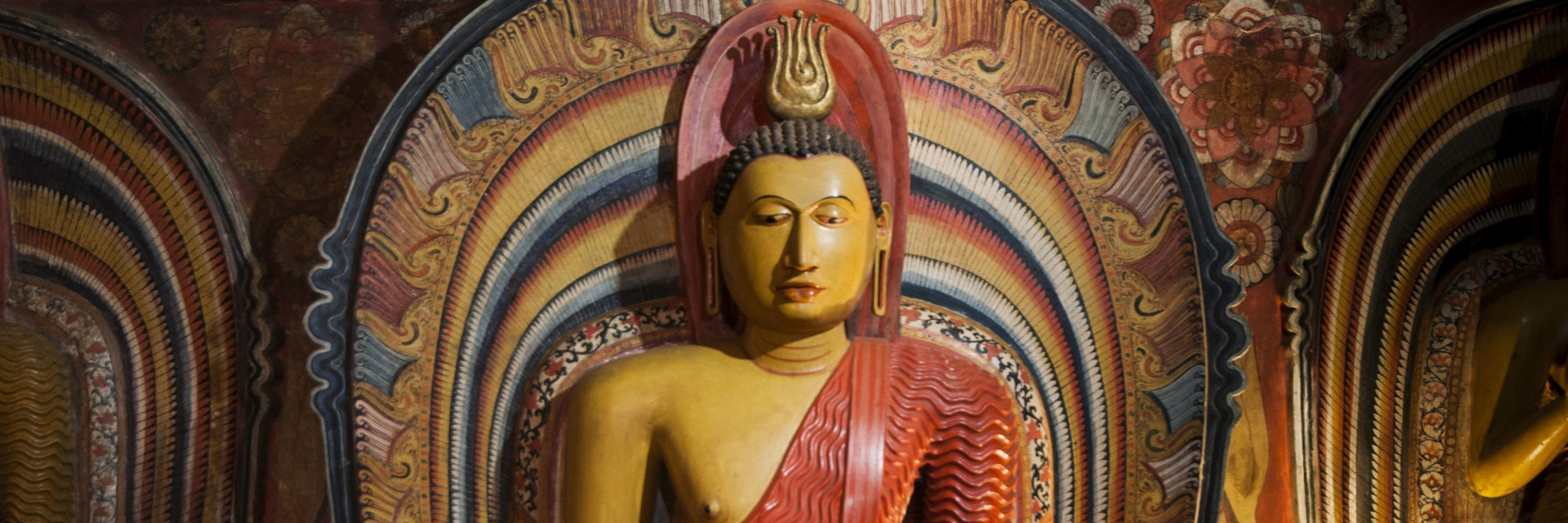 A Buddha statue in Degaldoruwa temple