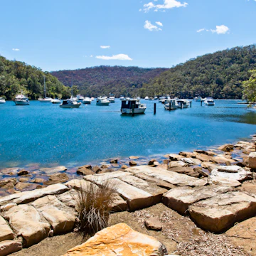 Boat mooring at Apple Tree Bay