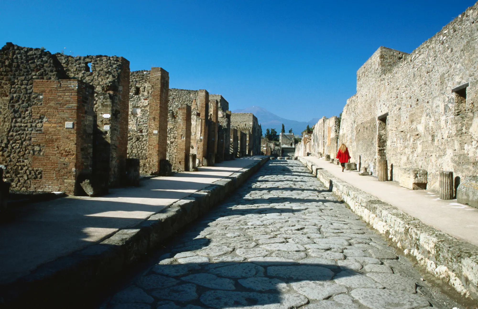 Ruins of Pompeii Sights Lonely