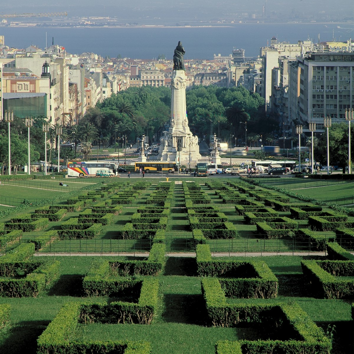 (GERMANY OUT) Blick ?ber den Parque do Eduardo VII. auf die Stadt- 2001 (Photo by Schlemmer/ullstein bild via Getty Images)