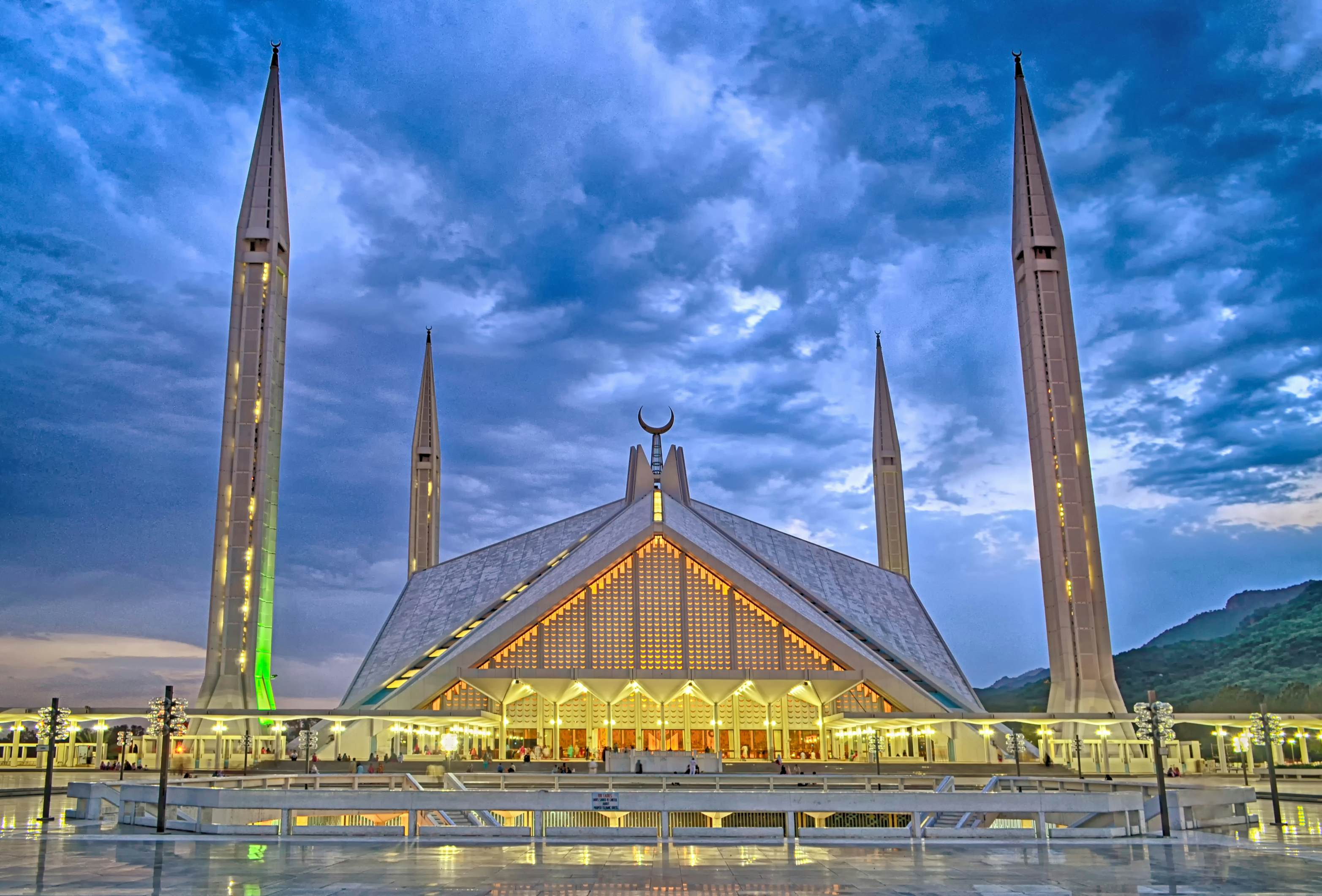 Shah Faisal Mosque | Islamabad & Rawalpindi, Pakistan | Attractions - Lonely Planet