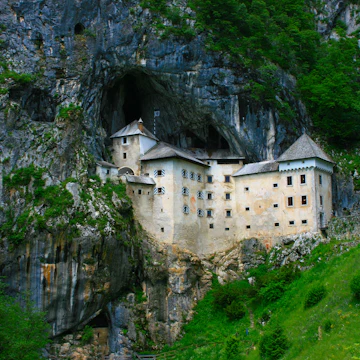 Predjama castle