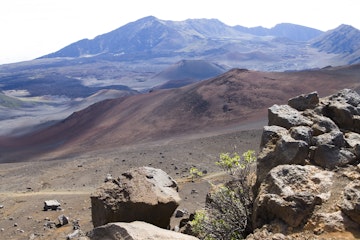 View of the crater from the Sliding Sands Trail, Haleakala National Park.