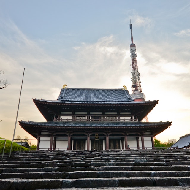The shine of the Zōjō-ji Buddhist temple in Minato in the early evening.