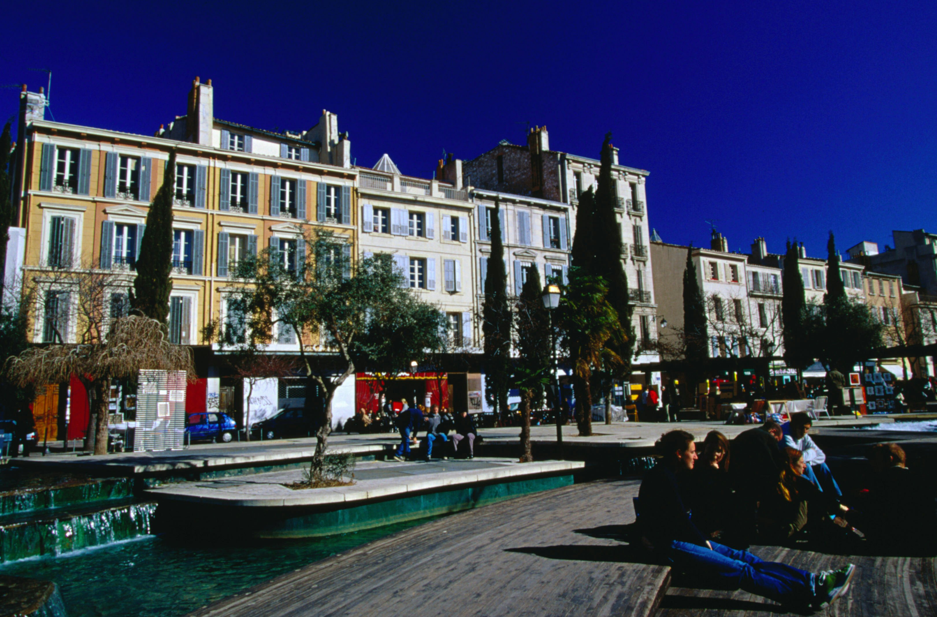 Relaxing on the Cours Julien, Marseille