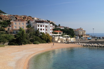 Main beach in Cala Gonone.