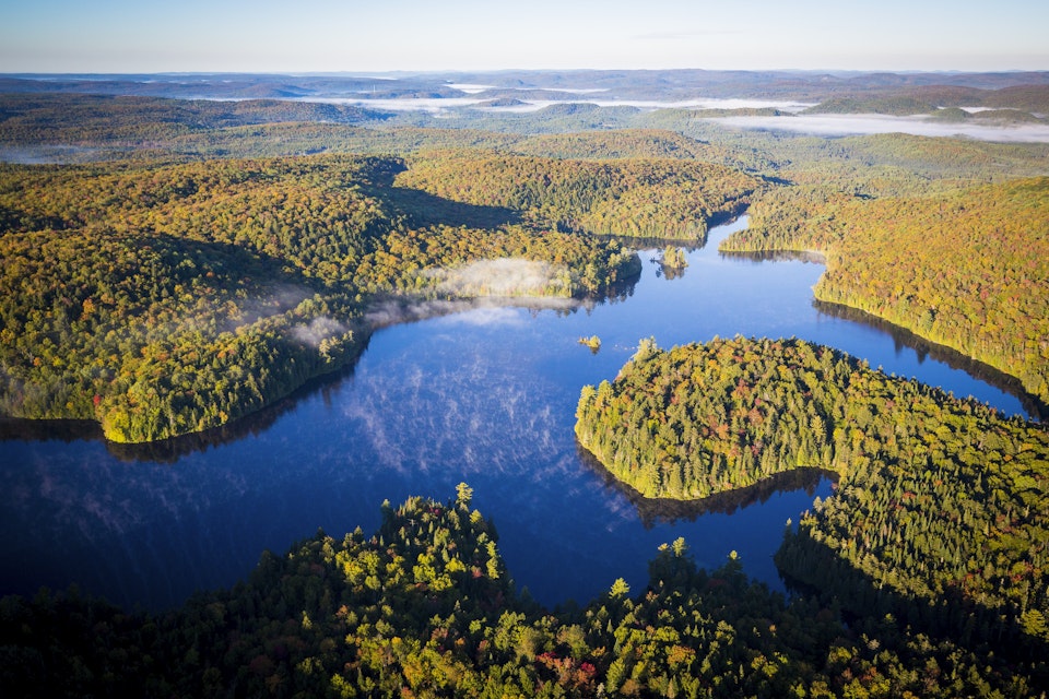 Overview of Lac du Fou and forest in La Mauricie National Park.