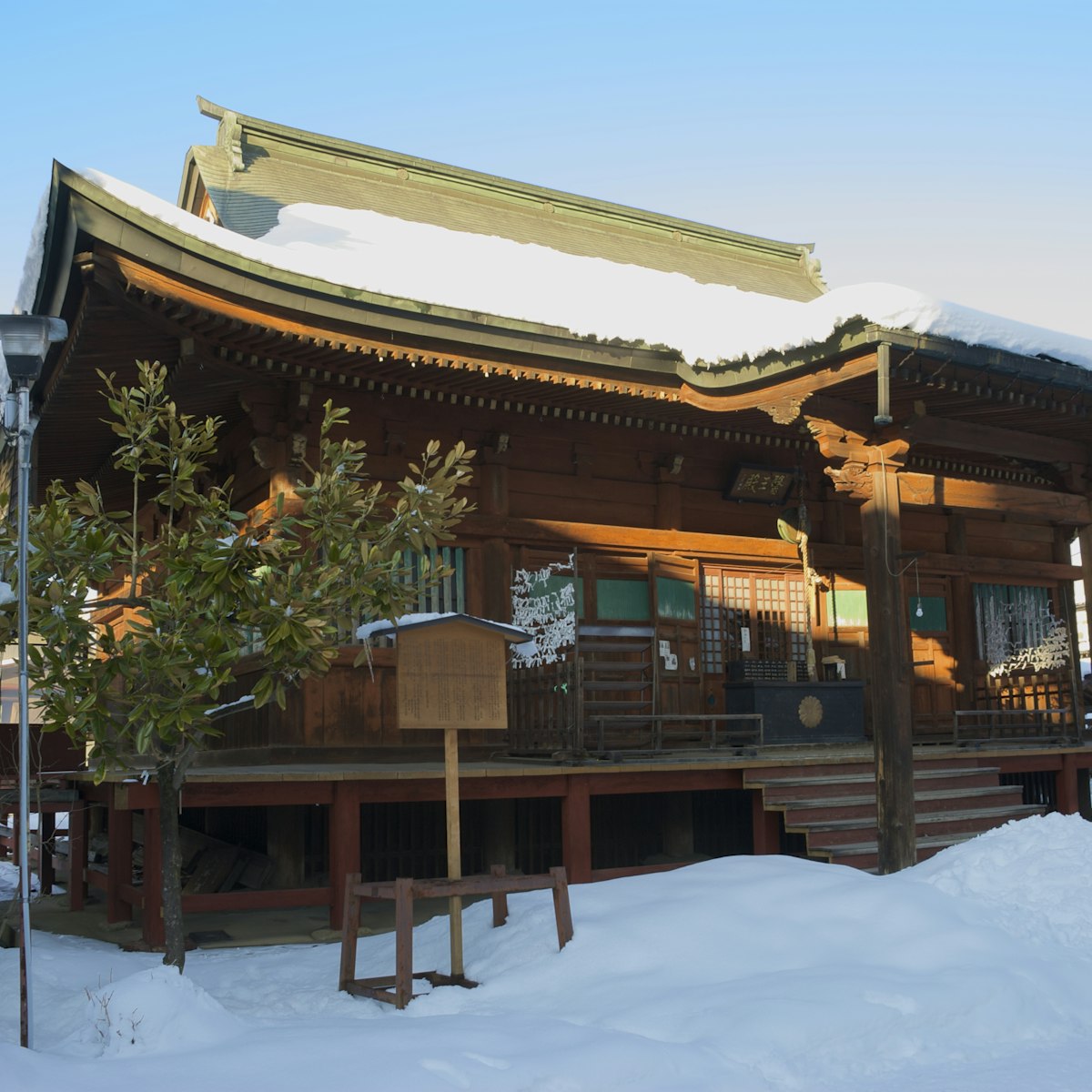 Hida Kokobun-Ji Temple in the snow