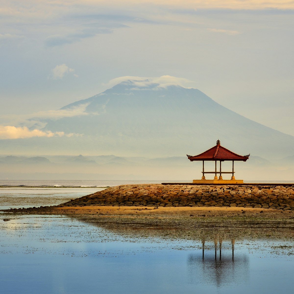 Indonesia, Bali, Sanur, Morning at Sanur beach