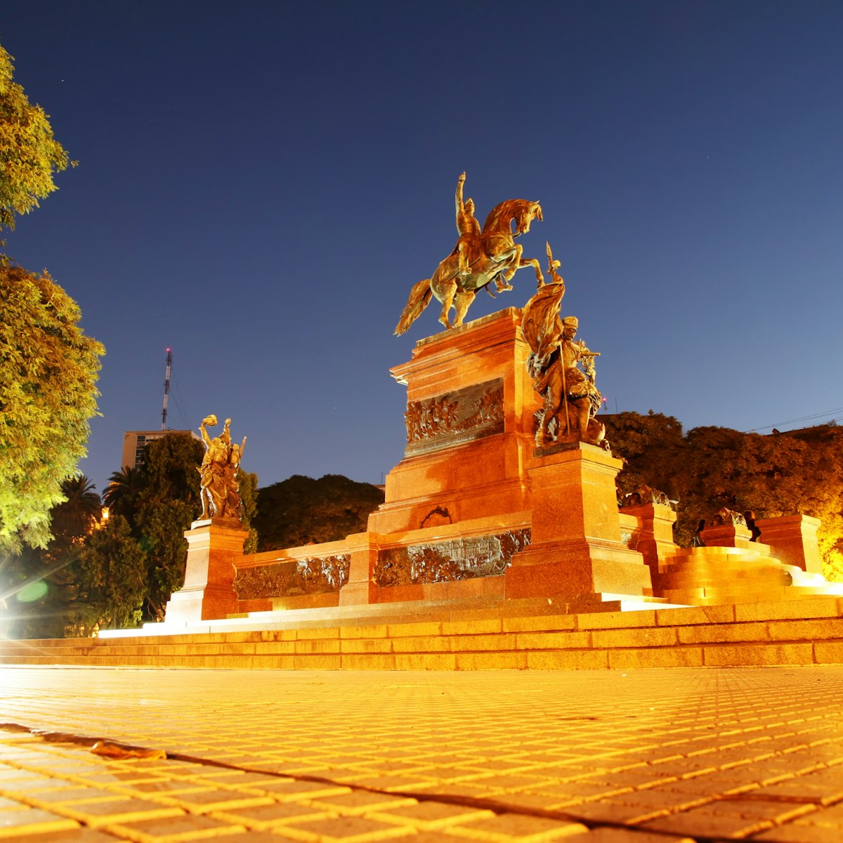 500px Photo ID: 163678813 - Night shot of the Monument of General San Martin in Buenos Aires, Argentina.