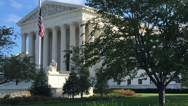 Facade of Supreme Court.