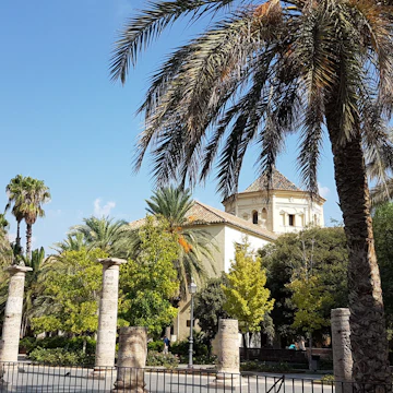 Outside Public Library of Valencia.