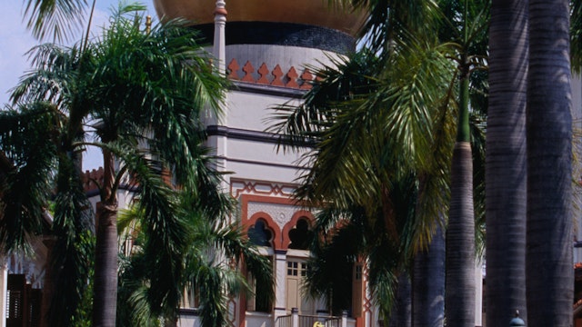 Sultan Mosque at Bussorrah St.