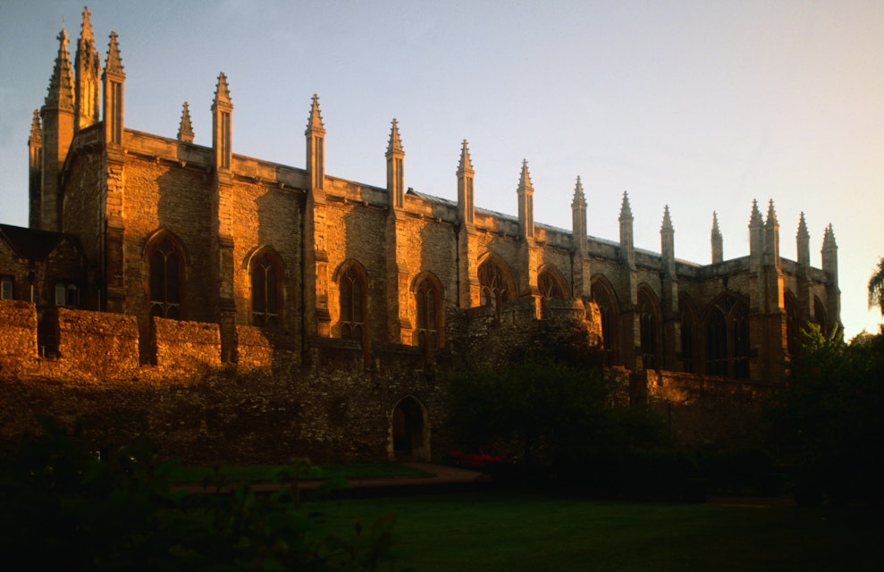 The gardens and medieval walls of New College, founded in 1379 by William Wykeman