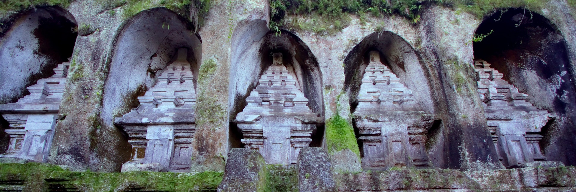 Gunung Kawi.