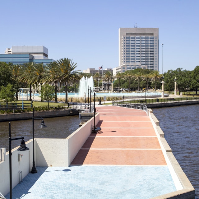 Beautiful Jacksonville, Florida Friendship Fountain and Riverwalk; Shutterstock ID 416055679; Your name (First / Last): Trisha Ping; GL account no.: 65050; Netsuite department name: Online Editorial; Full Product or Project name including edition: Trisha Ping/65050/Online Editorial/Florida
