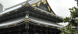 Higashi Hongan-ji by Appie Verschoor