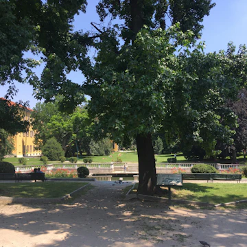Inside Giardini della Guastalla