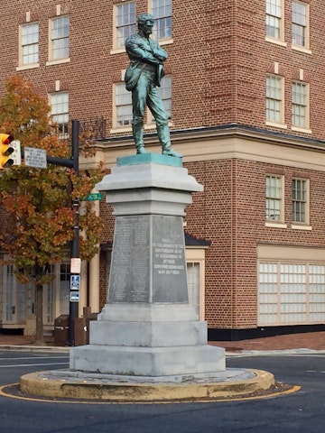 Statue of the Confederate soldier in the middle of the intersection in front of the Lyceum in Alexandria