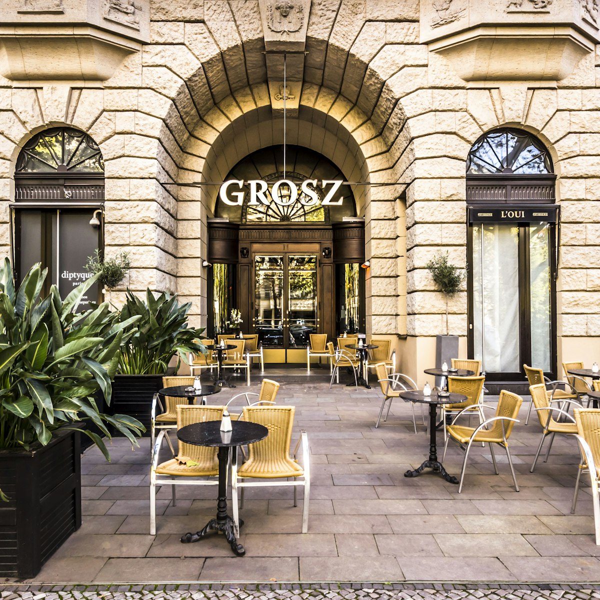 Grosz, Restaurant