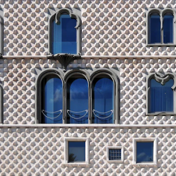 Diamond-shaped bossage, Casa dos Bicos, Lisbon, Portugal