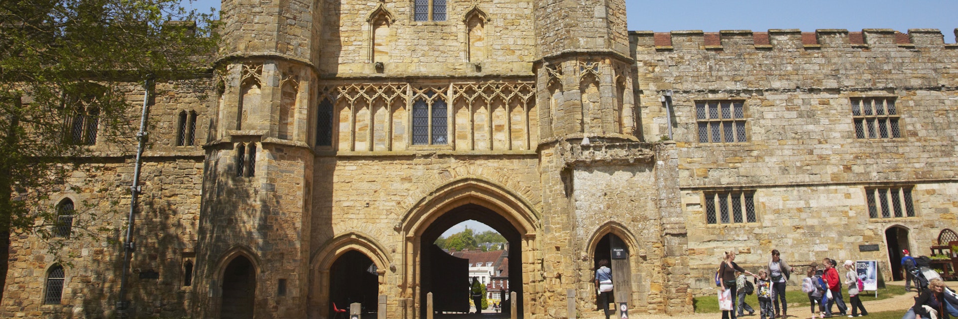 Great Gatehouse 1338, Battle Abbey, Battle, East Sussex, England