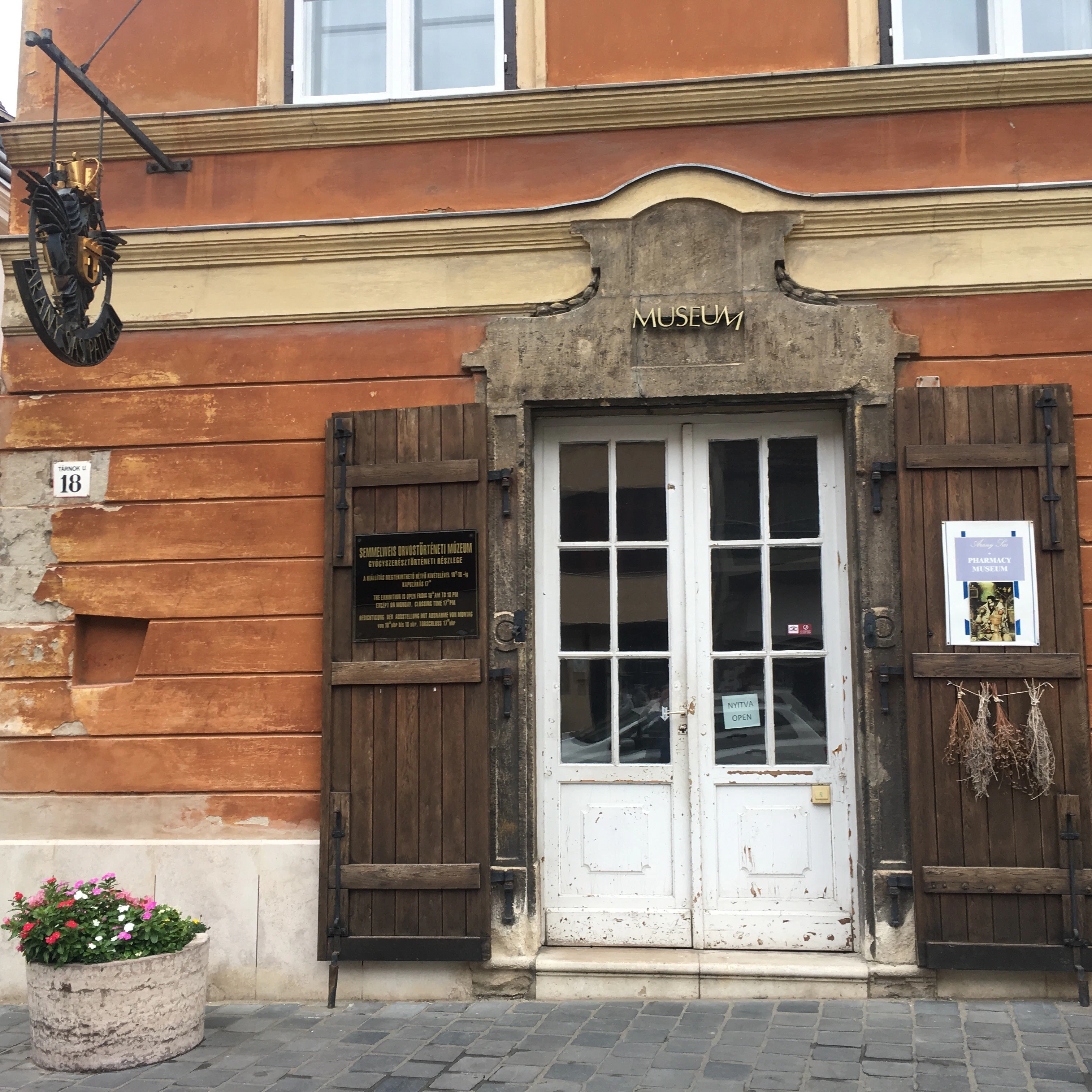 Image of Golden Eagle Pharmacy Museum