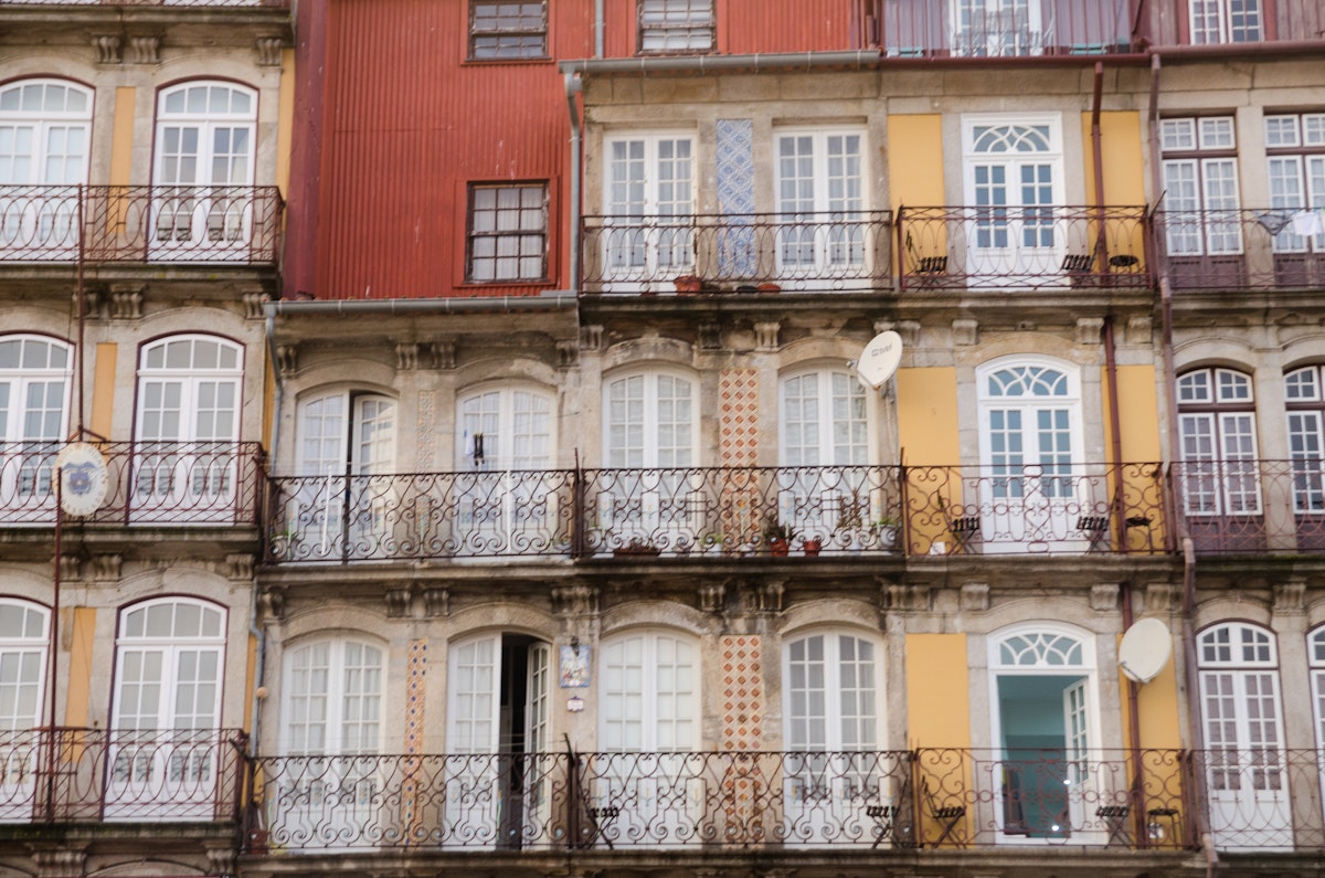 Porto's Ribeira Houses
