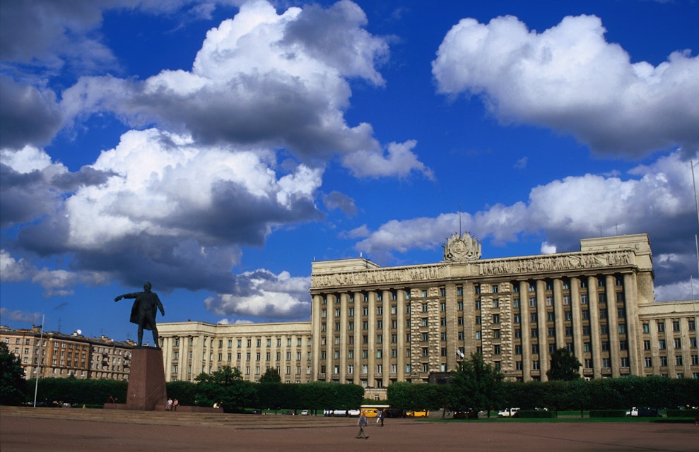 House of the Soviets and Lenin statue.