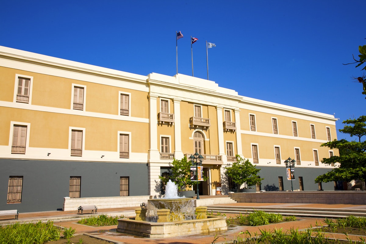 Plaza del Cuartel, in front of Museo de las Americas, near Galeria Nacional/National Gallery, and Instituto de Cultura Puertorriquena