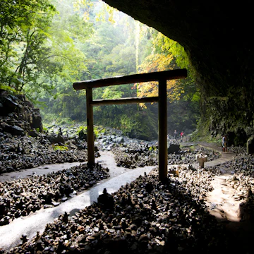 Amano-iwato Jinja