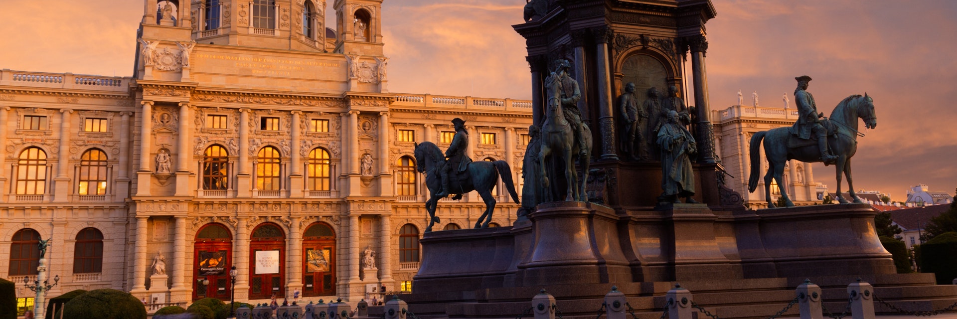 500px Photo ID: 124014183 - The outside of the Kunsthistorisches Museum in Vienna at Sunset