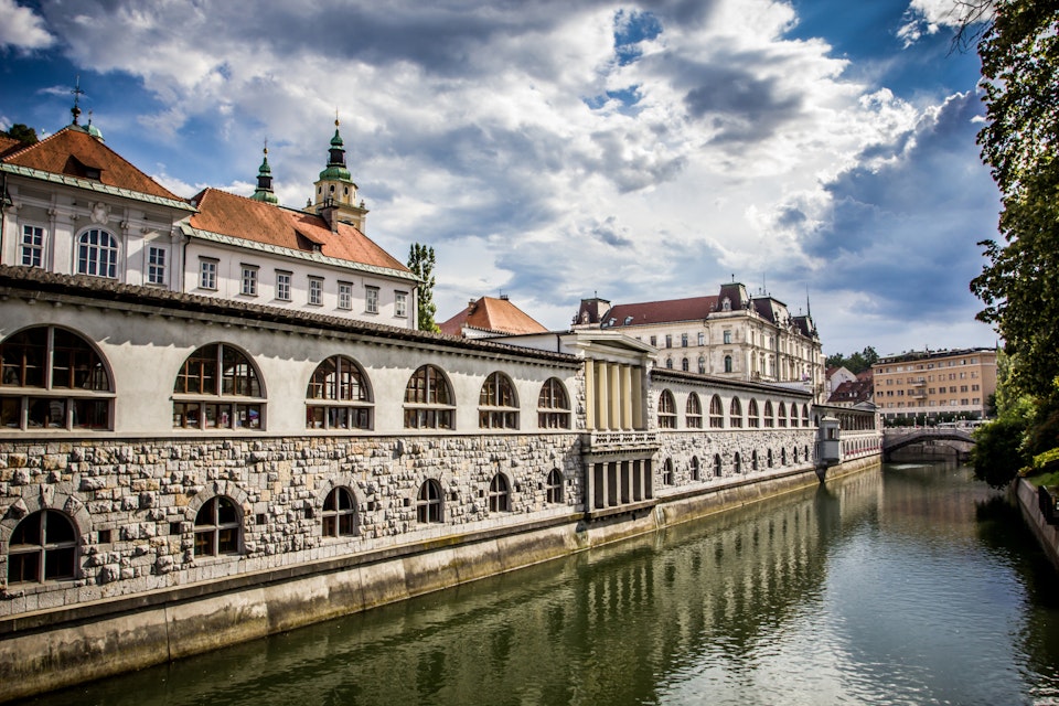 Central Market in ljubljana overlooking the canal, Ljubljana, Slovenia; Shutterstock ID 118174657; Your name (First / Last): Lauren Gillmore; GL account no.: 56530; Netsuite department name: Online-Design; Full Product or Project name including edition: 65050/ Online Design /LaurenGillmore/POI