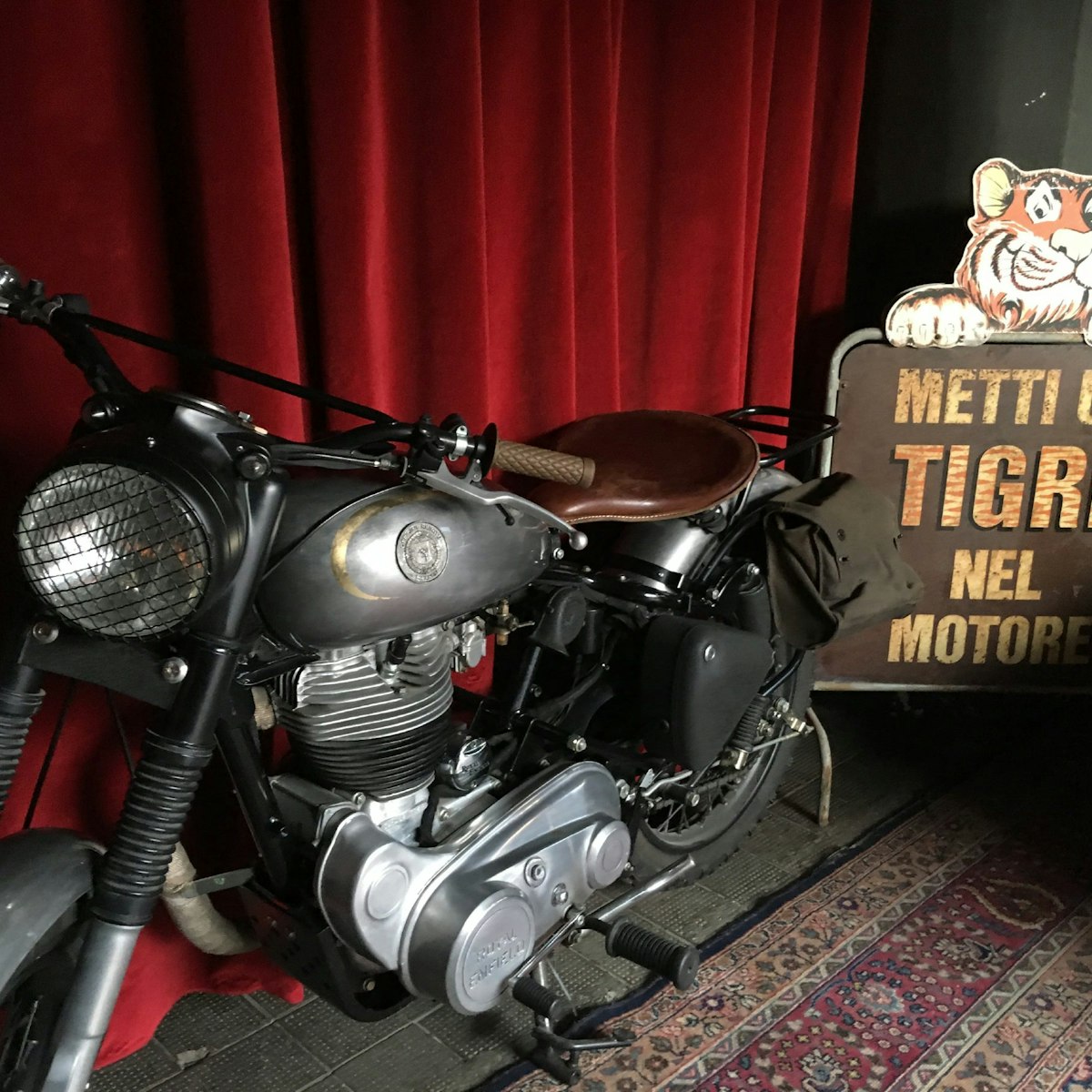 Vintage motorcycle and decor at Officine Riunite Milanesi