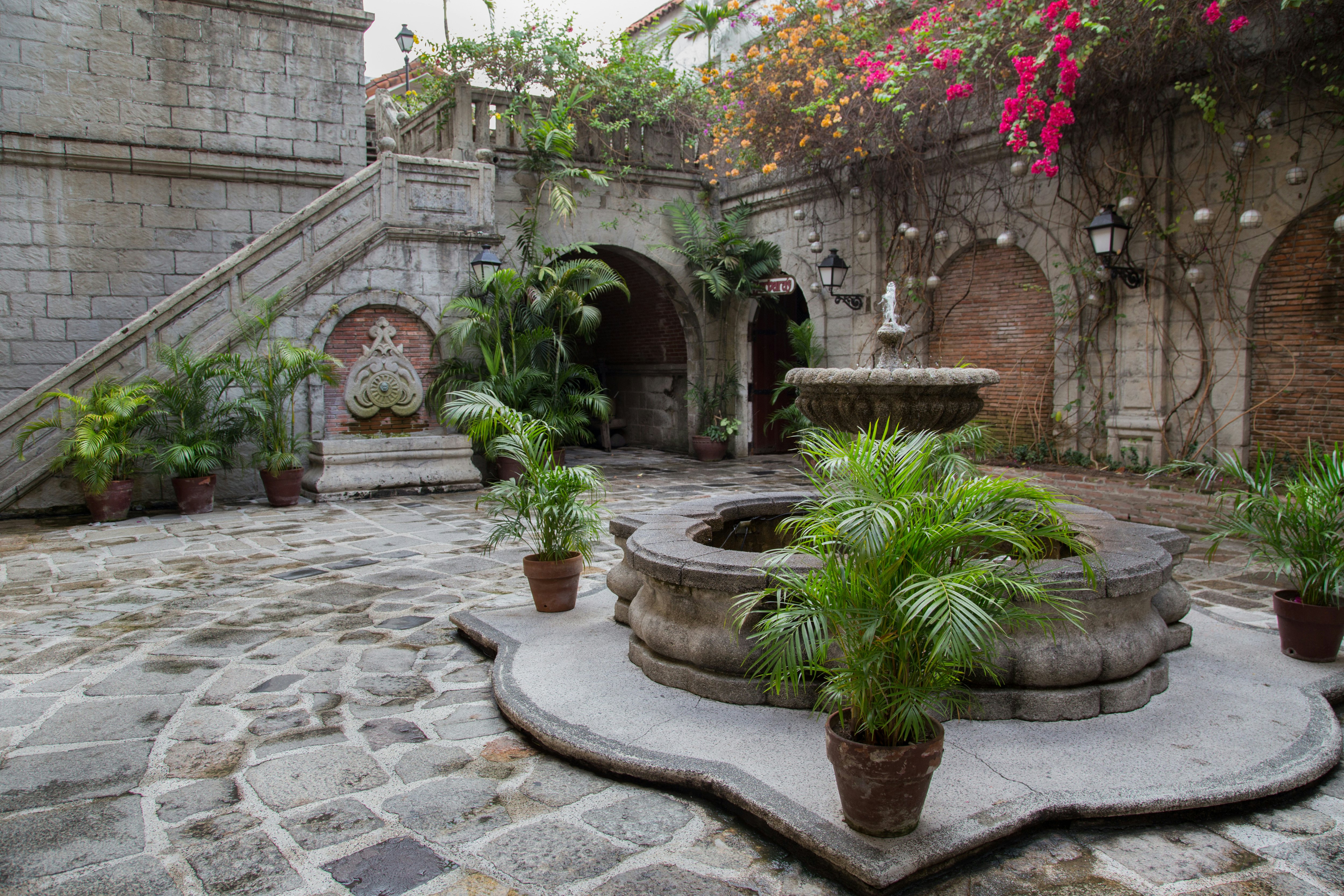MANILA, PHILIPPINES - 2014/03/11: Casa Manila Courtyard and Fountain - Casa Manila is housed in a Spanish era building that shows the colonial lifestyle during the Spanish colonial period of the Philippines. Casa Manila is an imposing stone structure circa 1850, one of the grand houses in Barrio San Luis of Intramuros and across the street from San Agustin church. (Photo by John S Lander/LightRocket via Getty Images)