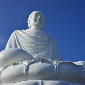 500px Photo ID: 121357269 - white buddha at the Long Son Pagoda in Nha Trang, Vietnam
