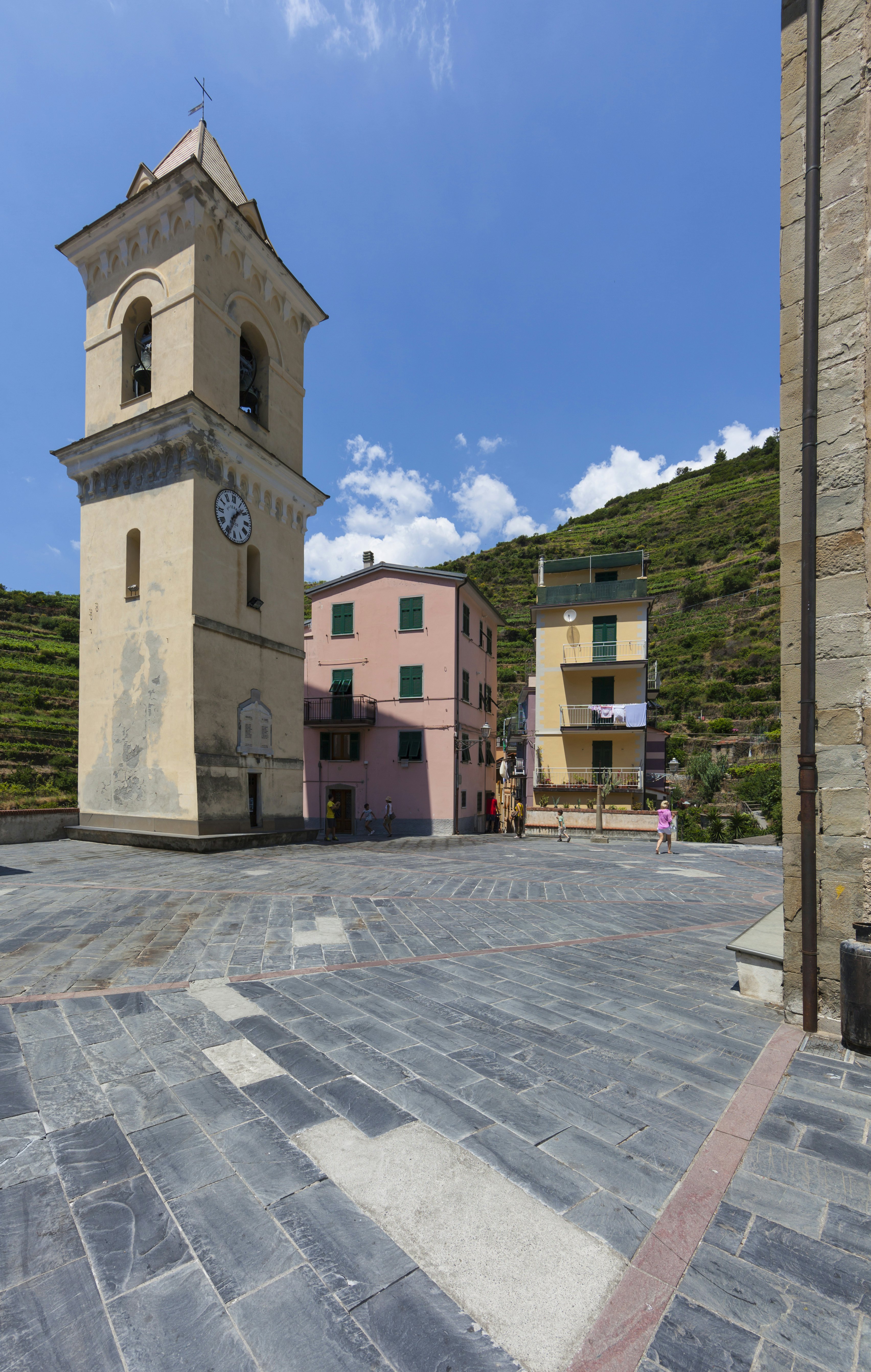 Italy, Liguria, La Spezia, Cinque Terre, Manarola, view to square and church