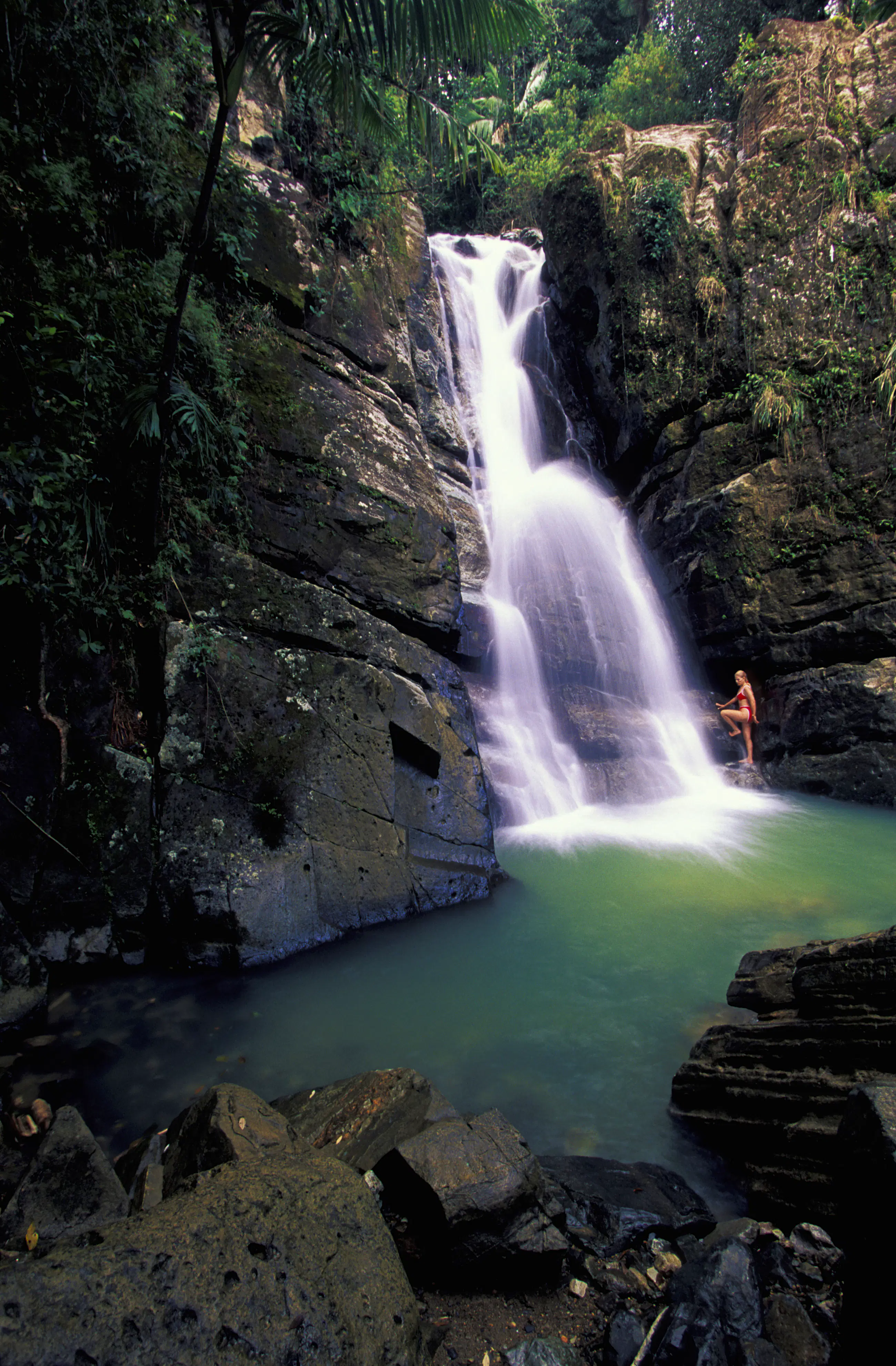El Yunque Rocks Color Donde Esta El Yunque , Información del Yunque para disfrutar de su ...