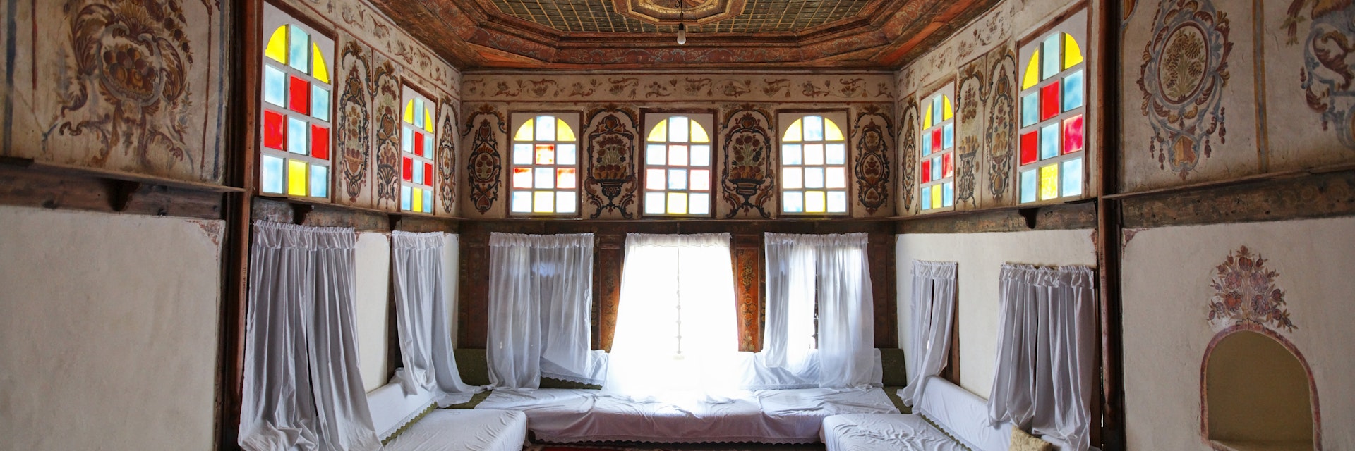 Gjirokastra, World Heritage, Zekate House, traditional house, room, wall paintings, ornaments, Albania