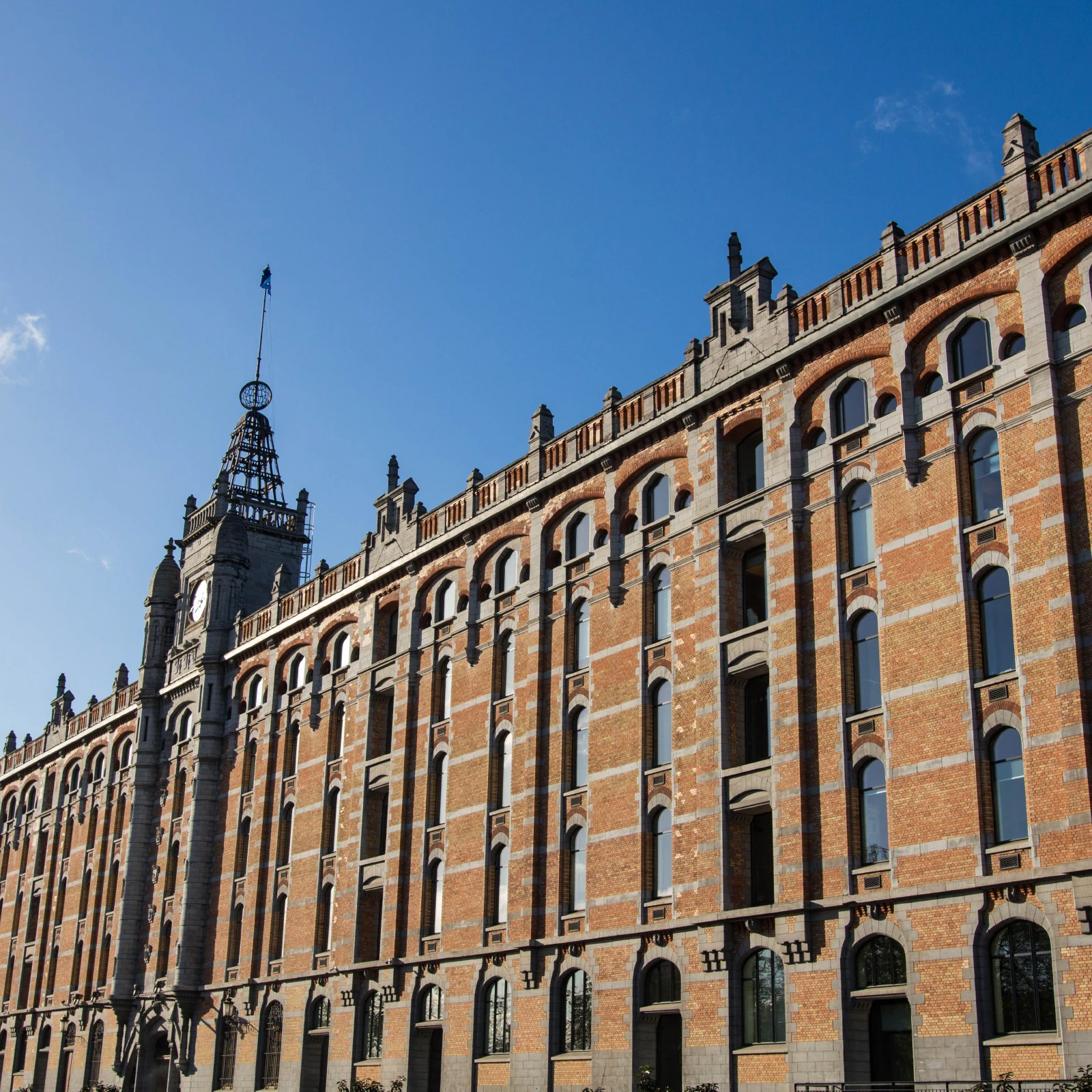 Tour & Taxi street facade