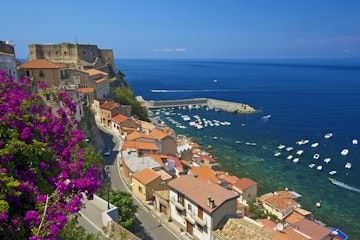 Italy, Calabria, Costa Viola, Townscape of Scilla